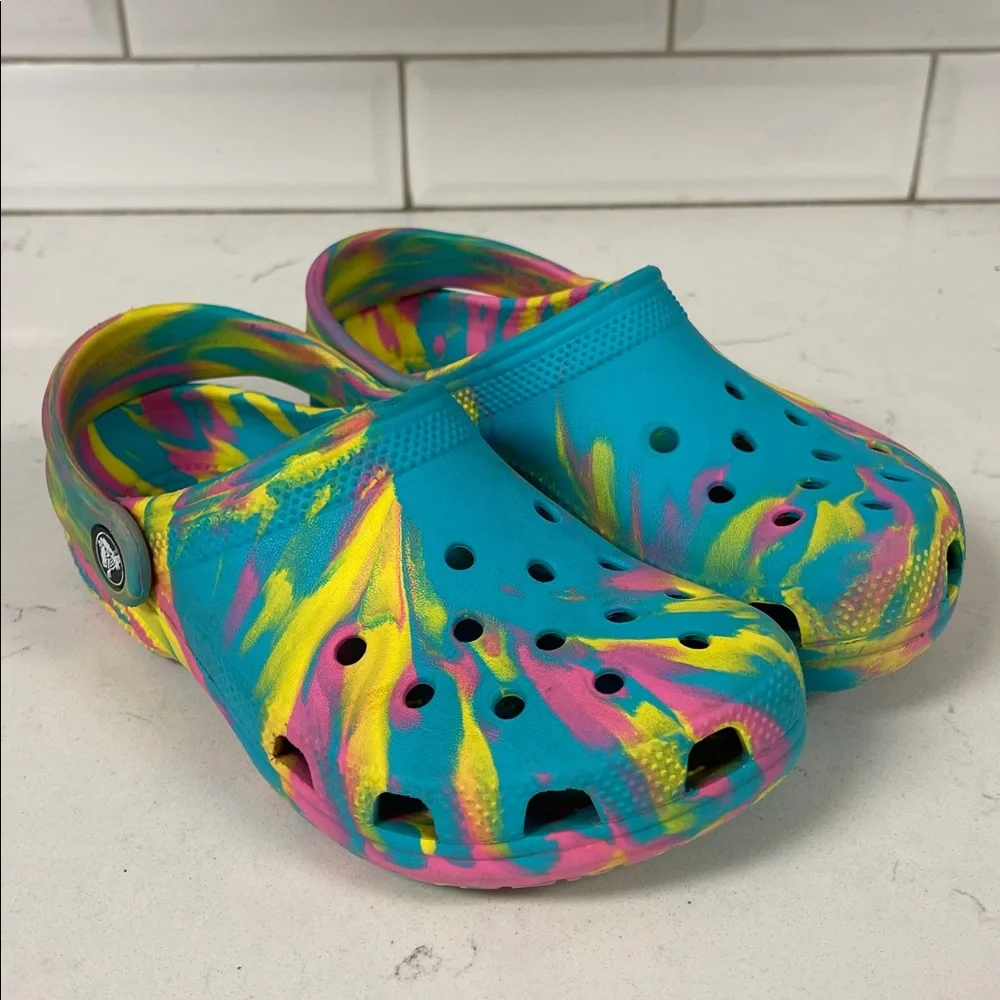 Crocs Classic Marbled Kids Clogs (207464) - Digital Aqua/Multi Size 2 Junior